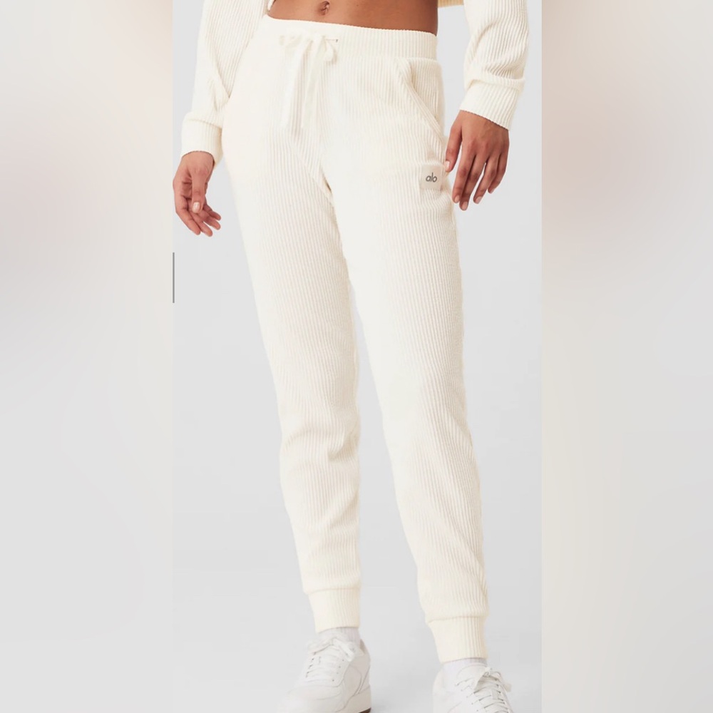 Alo Muse Sweatpants